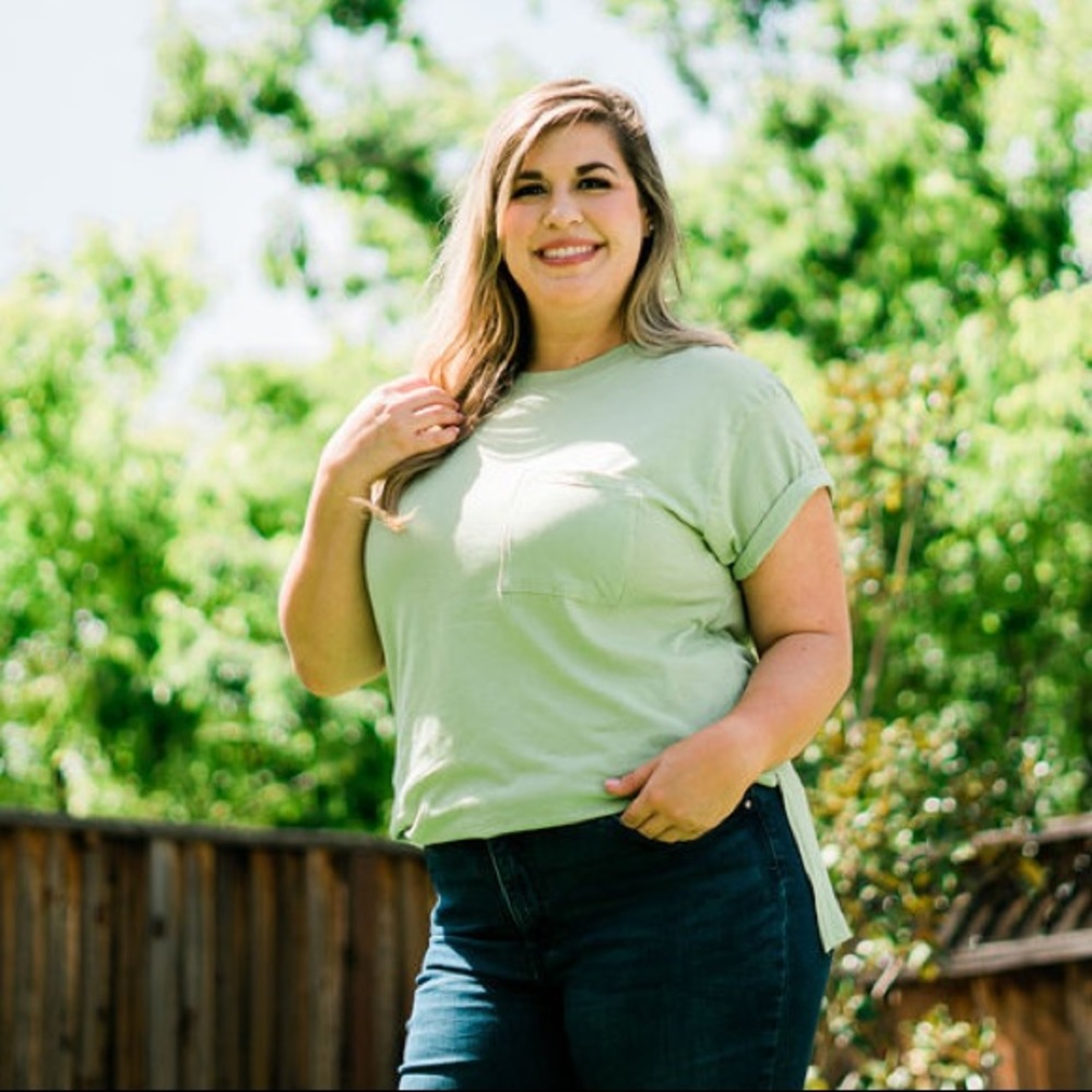 Light Sage Tee (Plus Size)